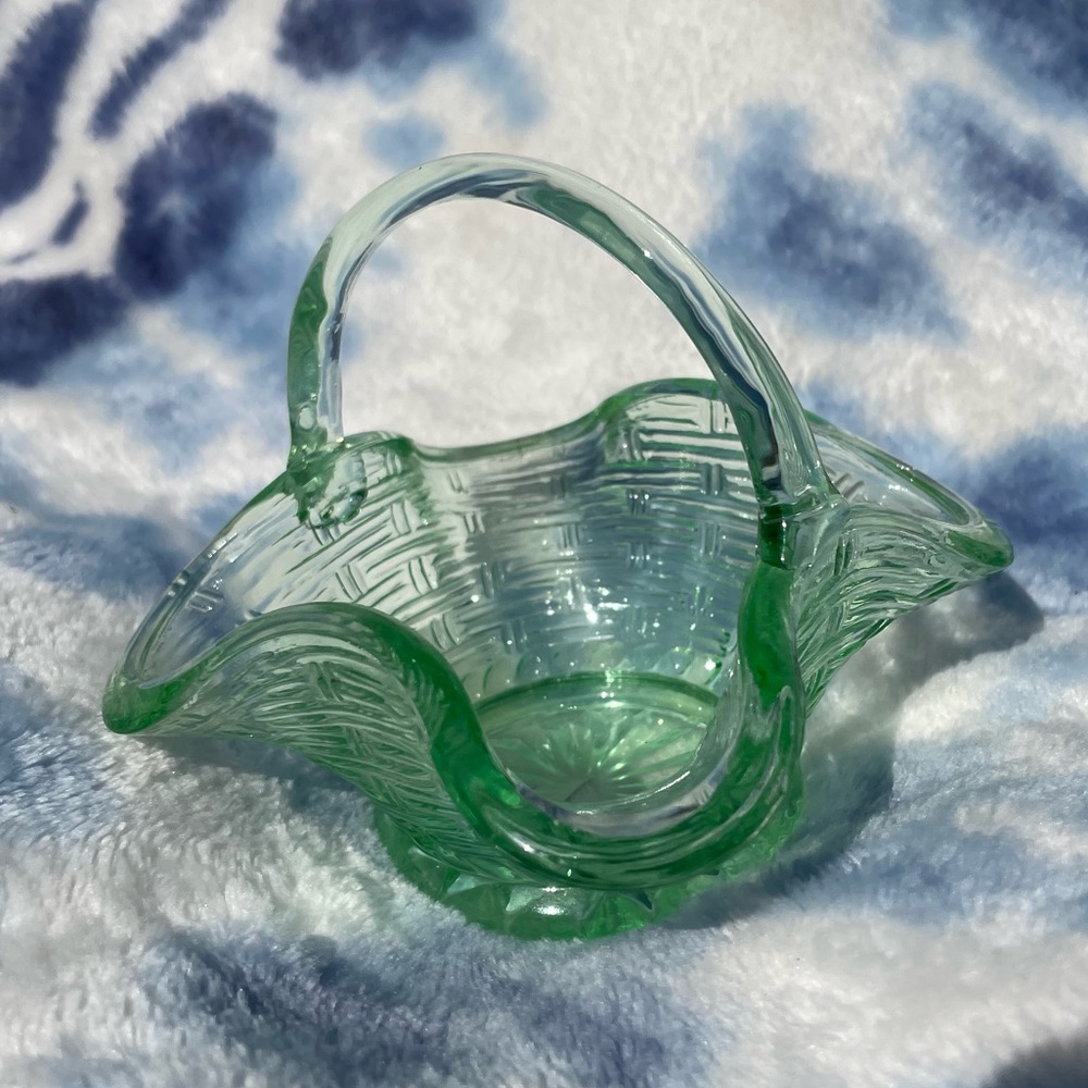 Very Small 3 Inch Green Glass Trinket Candy Display Basket (Easter)